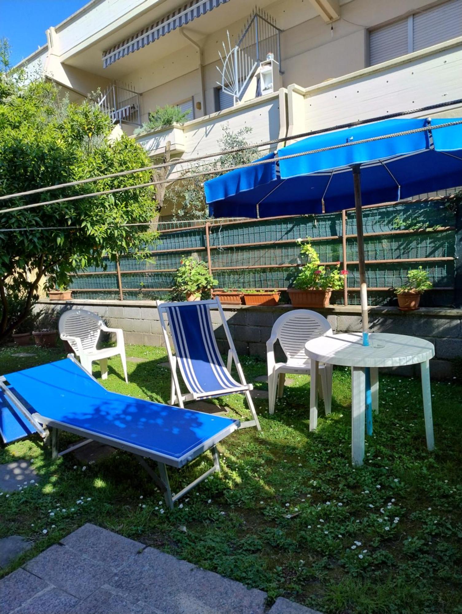 Bilocale Climatizzato A 850M Dalla Spiaggia Casa Katia Marina di Massa Eksteriør bilde